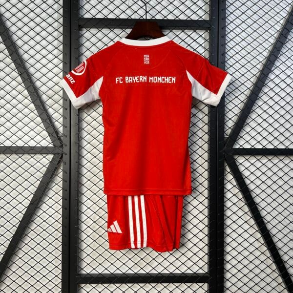 Conjunto Infantil Bayern Múnich 25/26 - Primera Equipación - Imagen 2